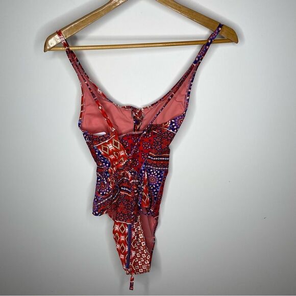 New Indigo Rein Boho Patchwork Paisley One Piece Swimsuit Swim Strappy Print M - Picture 10 of 10